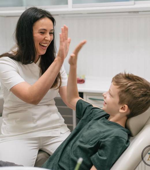 Dr. Viktorija Đurđević Miljuš i mali pacijent